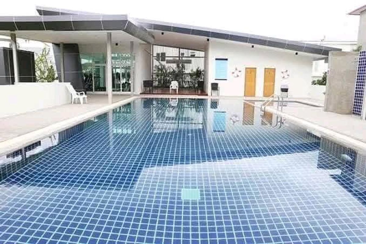 For RentTownhomeChiang Mai : POPULAR DEVELOPMENT - URBANA 4 TOWNHOUSE WITH 2 BEDROOMS.