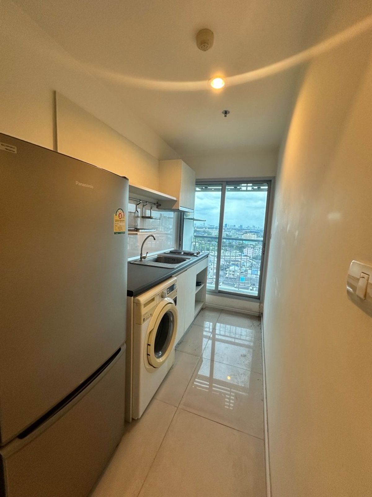 For SaleCondoOnnut, Udomsuk : 1 bedroom condo for sale, beautiful view, not blocked Suitable for investment or self -employed, selling according to good price conditions