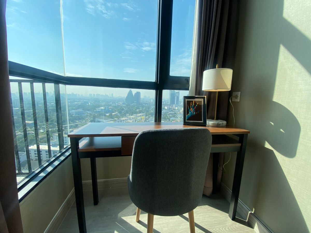 ขายคอนโดรัตนาธิเบศร์ สนามบินน้ำ พระนั่งเกล้า : ขายคอนโดไนท์บริด ติวานนท์ ห้องDuplex (Knightbridge duplex tiwanon) ขนาด 42 ตร.ม.