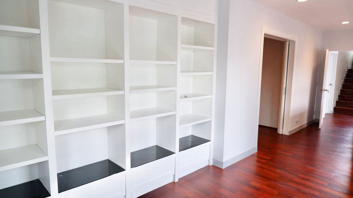 HousePattanakan, Srinakarin : Luxury detached house, Grand Bangkok Boulevard Rama 9 - Srinakarin (Krungthep Kreetha)