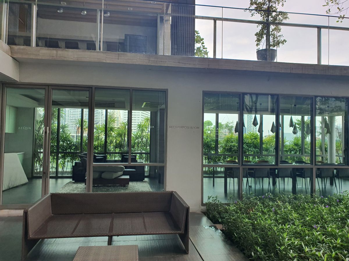 ขายคอนโดสุขุมวิท อโศก ทองหล่อ : Aequa Sukhumvit 49 / คอนโดหรู เลี้ยงสัตว์ได้ ใกล้ BTS พร้อมพงษ์ , ทองหล่อ / 2 ห้องนอน 118 ตร.ม. โทร 0937890899