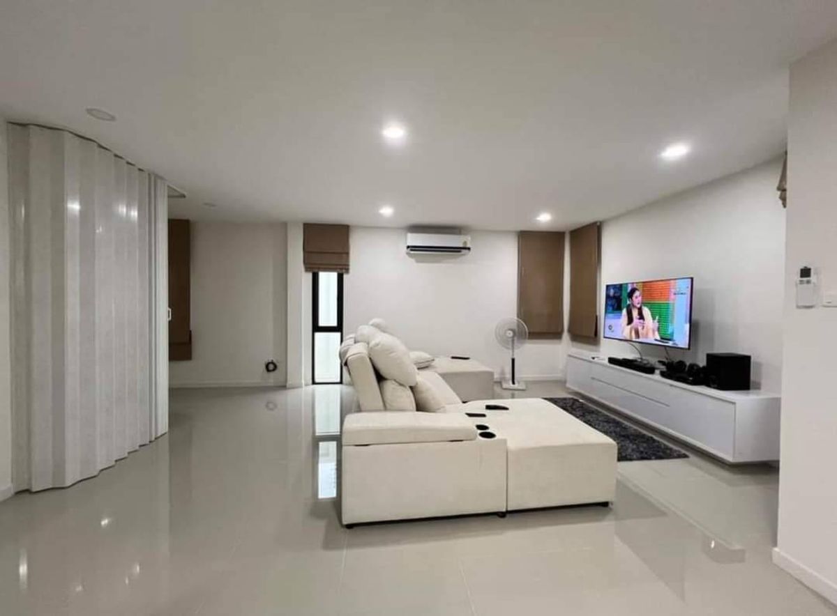 For RentPattaya, Bangsaen, Chonburi : 🏡 New House Pluvilla Pattaya for rent 🏖️