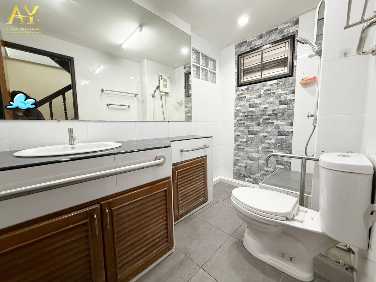 ขายบ้านมีนบุรี-ร่มเกล้า : 🏡✨ บ้านเดี่ยว หมู่บ้านสัมมากร รามคำแหง 112  ใกล้รถไฟฟ้าสถานีสัมมากร และแหล่งชุมชนครบวงจร ในราคาเพียง 6.2 M ‼️ 🏡 รายละเอียดทรัพย์ 