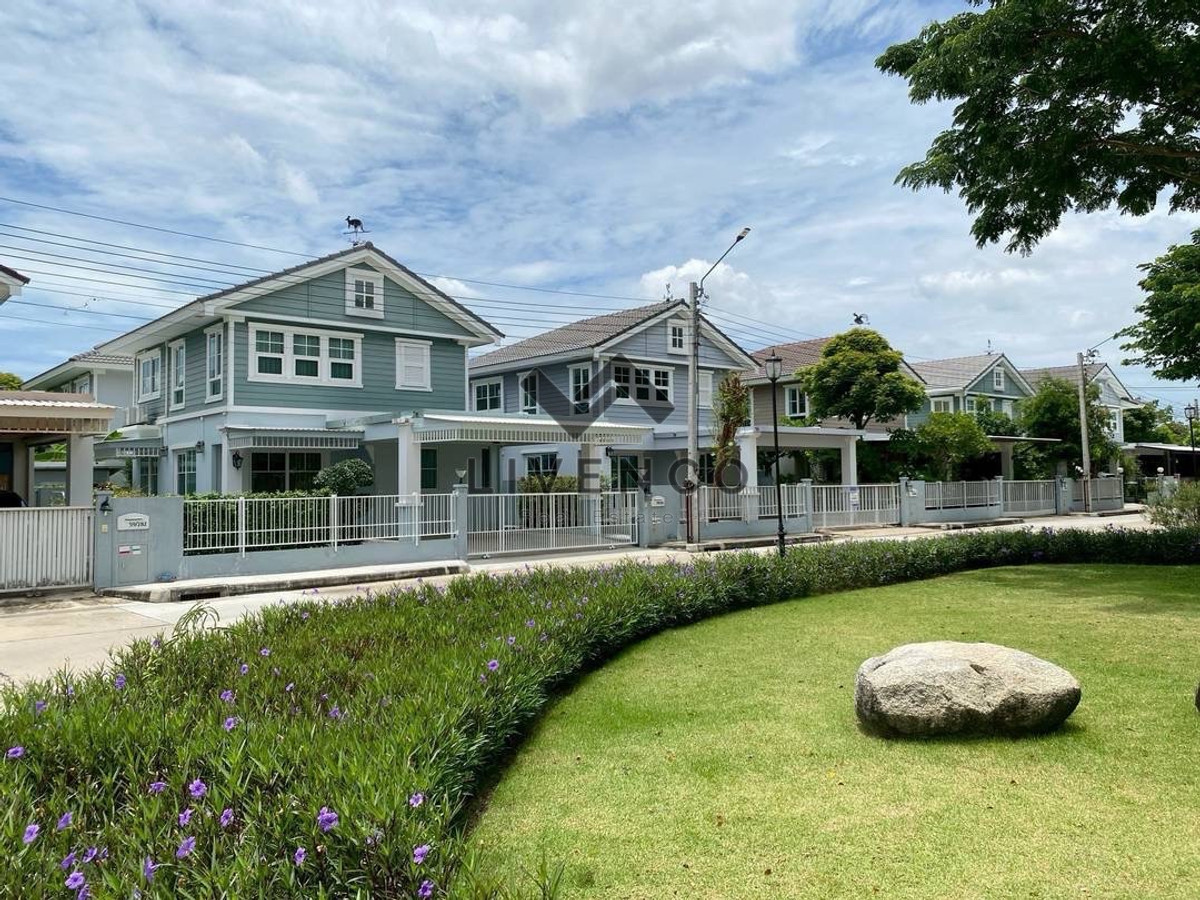 For SaleHousePhutthamonthon, Salaya : House for sale, front garden view, 1 house at the best price right now. Villaggio Pinklao - Salaya2-story detached house (LVC010009)