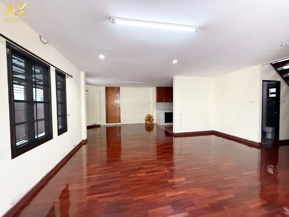 ขายบ้านมีนบุรี-ร่มเกล้า : 🏡✨ บ้านเดี่ยว หมู่บ้านสัมมากร รามคำแหง 112  ใกล้รถไฟฟ้าสถานีสัมมากร และแหล่งชุมชนครบวงจร ในราคาเพียง 6.2 M ‼️ 🏡 รายละเอียดทรัพย์ 