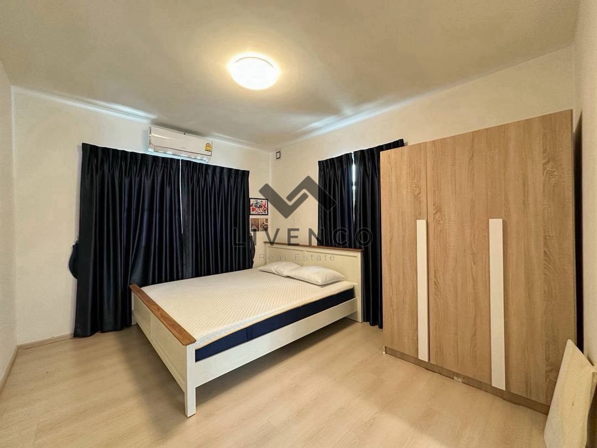 For SaleHousePhutthamonthon, Salaya : House for sale, front garden view, 1 house at the best price right now. Villaggio Pinklao - Salaya2-story detached house (LVC010009)