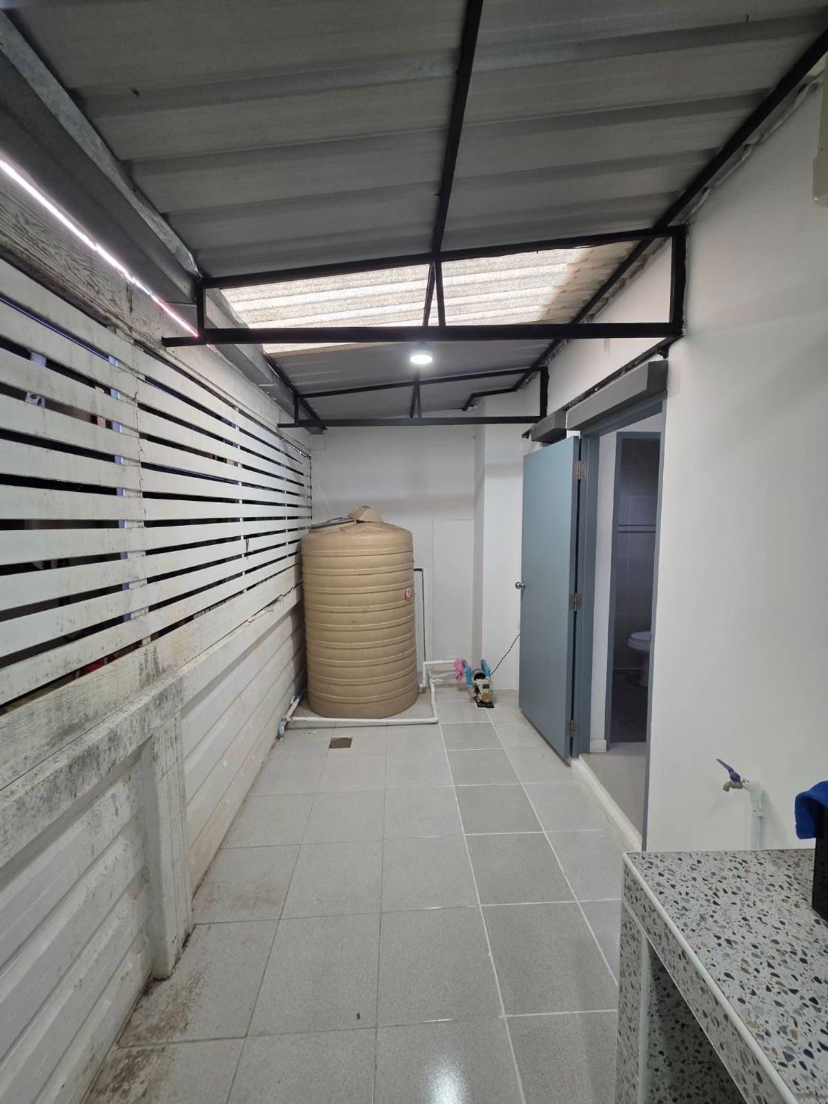 ให้เช่าทาวน์โฮมพระราม 2 บางขุนเทียน : ให้เช่าทาวน์โฮม ฮาบิทาวน์ เนสท์ ท่าข้าม - พระราม 2 ใกล้ โลตัส พระราม 2 เพียง 10 นาที