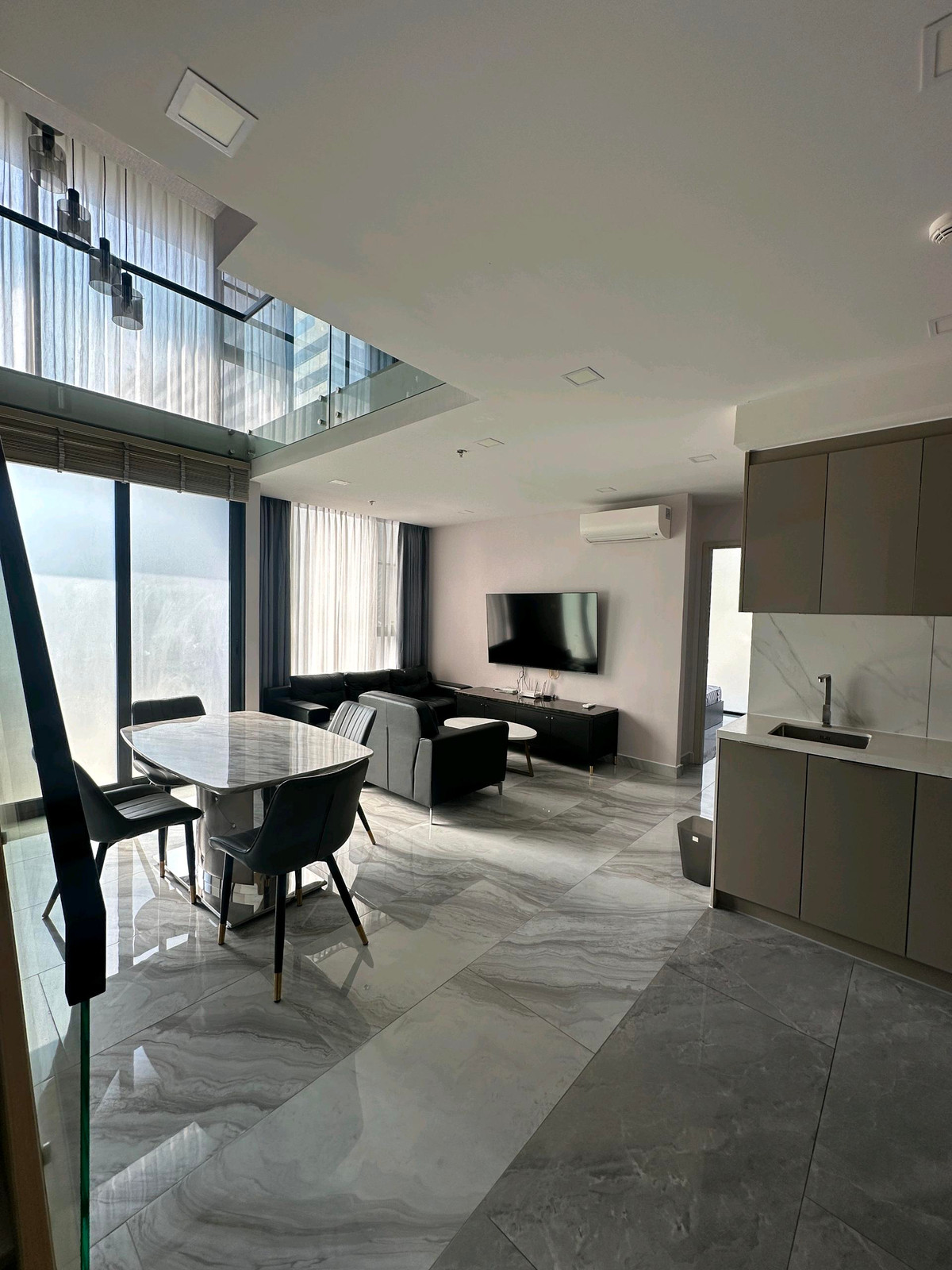 ขายคอนโดพระราม 9 เพชรบุรีตัดใหม่ RCA : 📍 One9Five Asoke-Rama 9 (FQ)