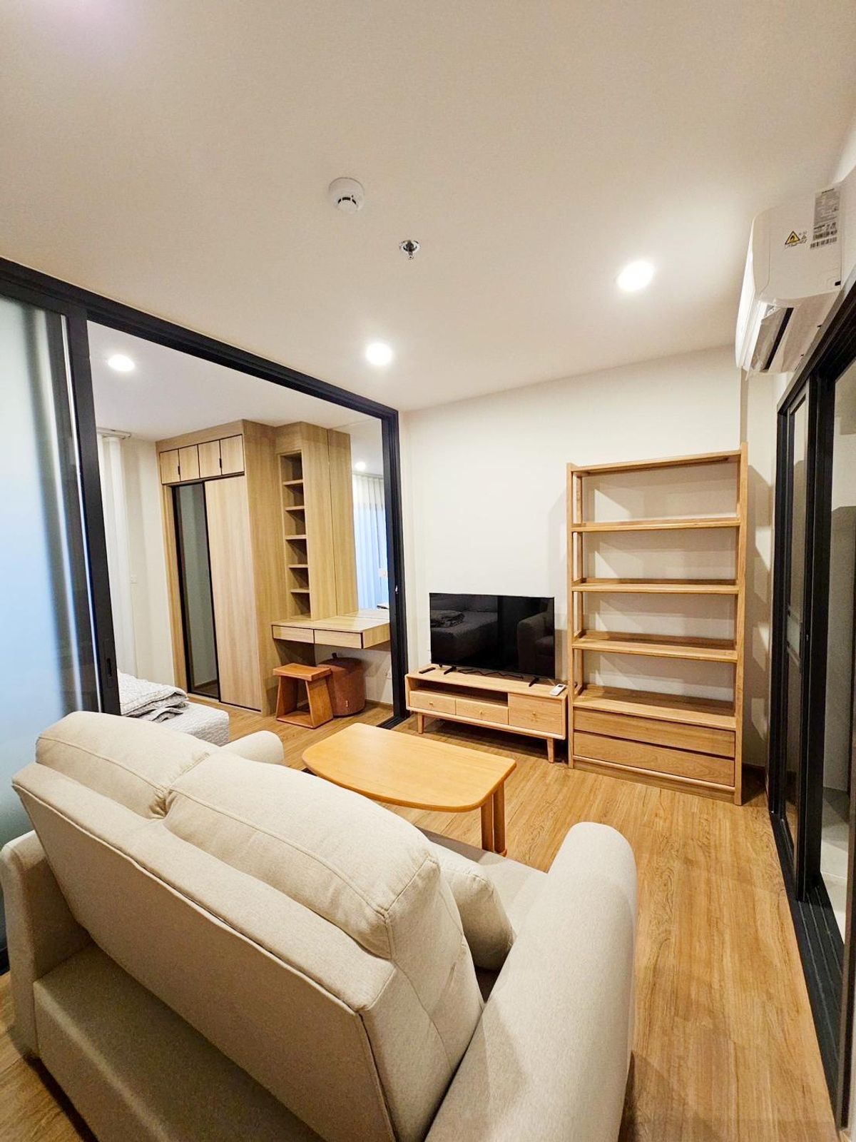 For RentCondoLadprao, Central Ladprao : For rent: The Line Vibe, 1 bedroom, 32 sq m., ready to move in, near BTS Ha Yaek Lat Phrao