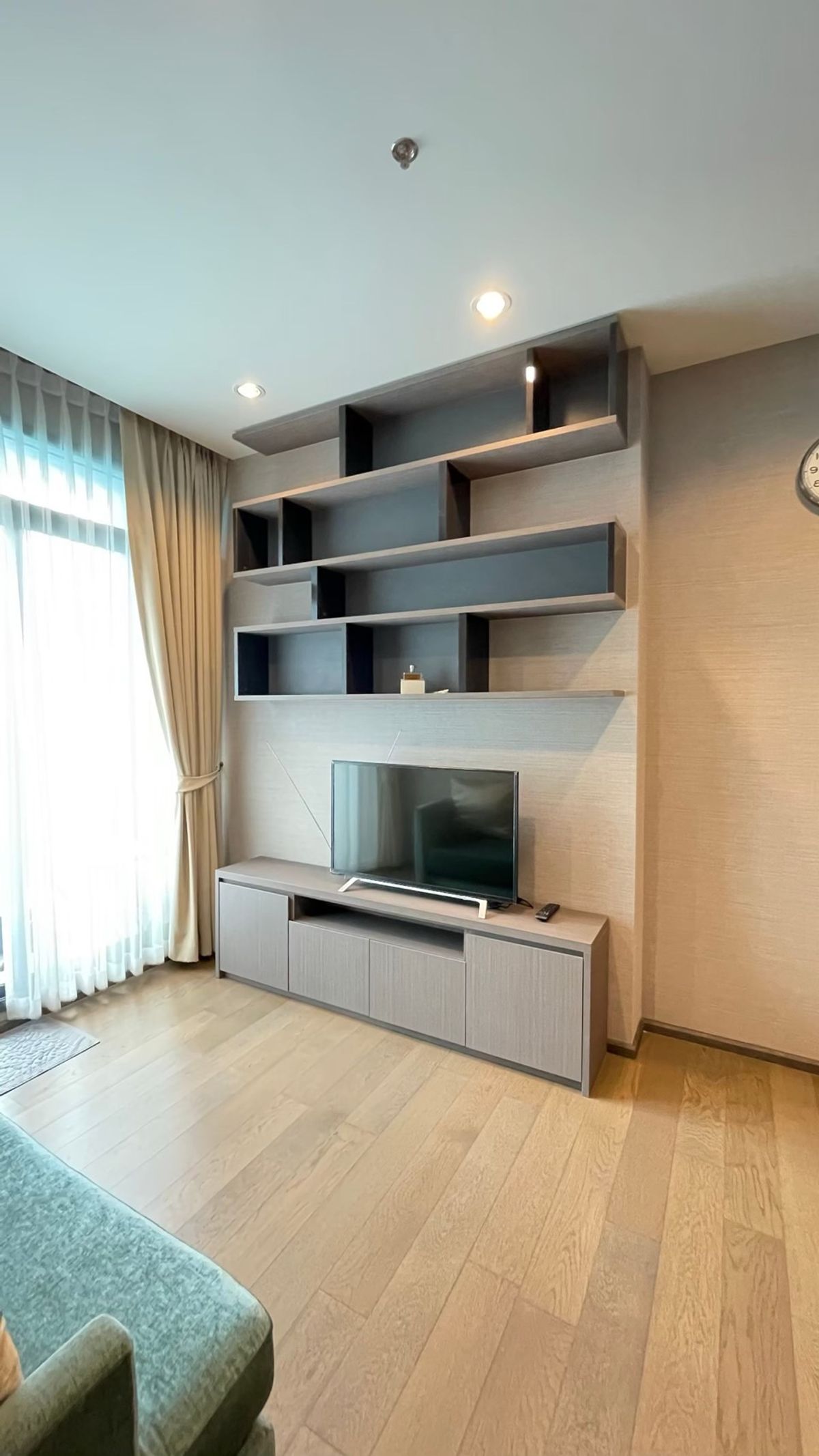 ให้เช่าคอนโดสาทร นราธิวาส : ให้เช่าคอนโด The Diplomat สาทร เฟอร์นิเจอร์ครบ (S03-2131)