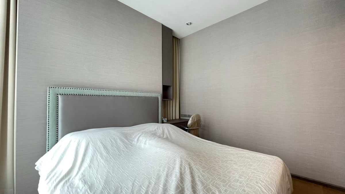 ให้เช่าคอนโดสาทร นราธิวาส : ให้เช่าคอนโด The Diplomat สาทร เฟอร์นิเจอร์ครบ (S03-2131)