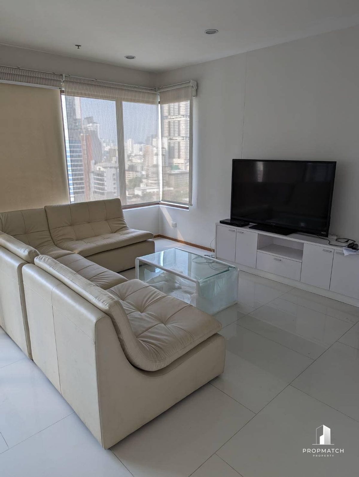 ให้เช่าคอนโดสุขุมวิท อโศก ทองหล่อ : ✨Flash Deal ✨The Emporio Place Sukhumvit 24( 2Bed 3Bath 105SQM.) แต่งครบพร้อมอยู่ !! เพียง  80,000บาทต่อเดือน Tel.0981315848 @propmatch