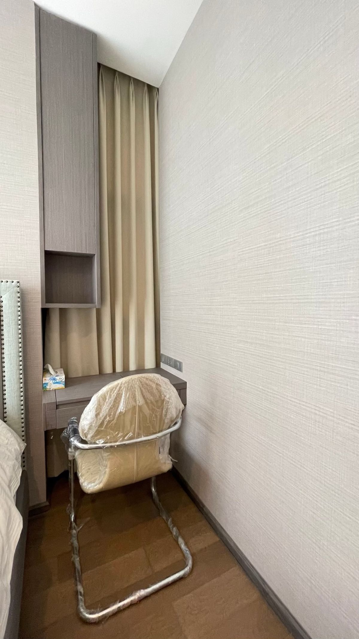 ให้เช่าคอนโดสาทร นราธิวาส : ให้เช่าคอนโด The Diplomat สาทร เฟอร์นิเจอร์ครบ (S03-2131)