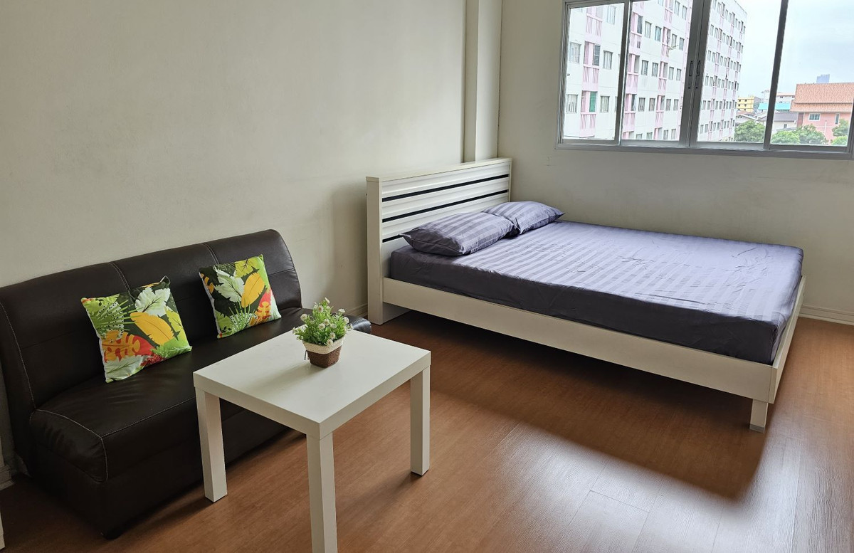 For RentCondoRattanathibet, Sanambinna : Lumpini Condo Rental Town Rattanathibet Studio 25 sqm. Floor 4 D2 Building D2 Furniture Convenient transportation with Lumpini Condo Town Rattanathibet for Rent