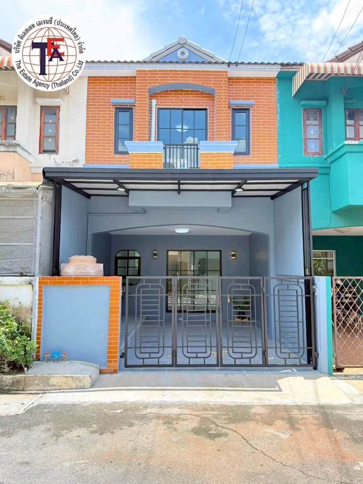 For SaleTownhomeNawamin, Ramindra : 2 -storey townhouse for sale, KC Cluster Village 7, Thai Raman, Chatuchoti Expressway, Outside of the Suvarnabhumi Airport, Maru Rich Market, Fashion Island, Safari World, Demonstration School, Phatthana Khlong Song