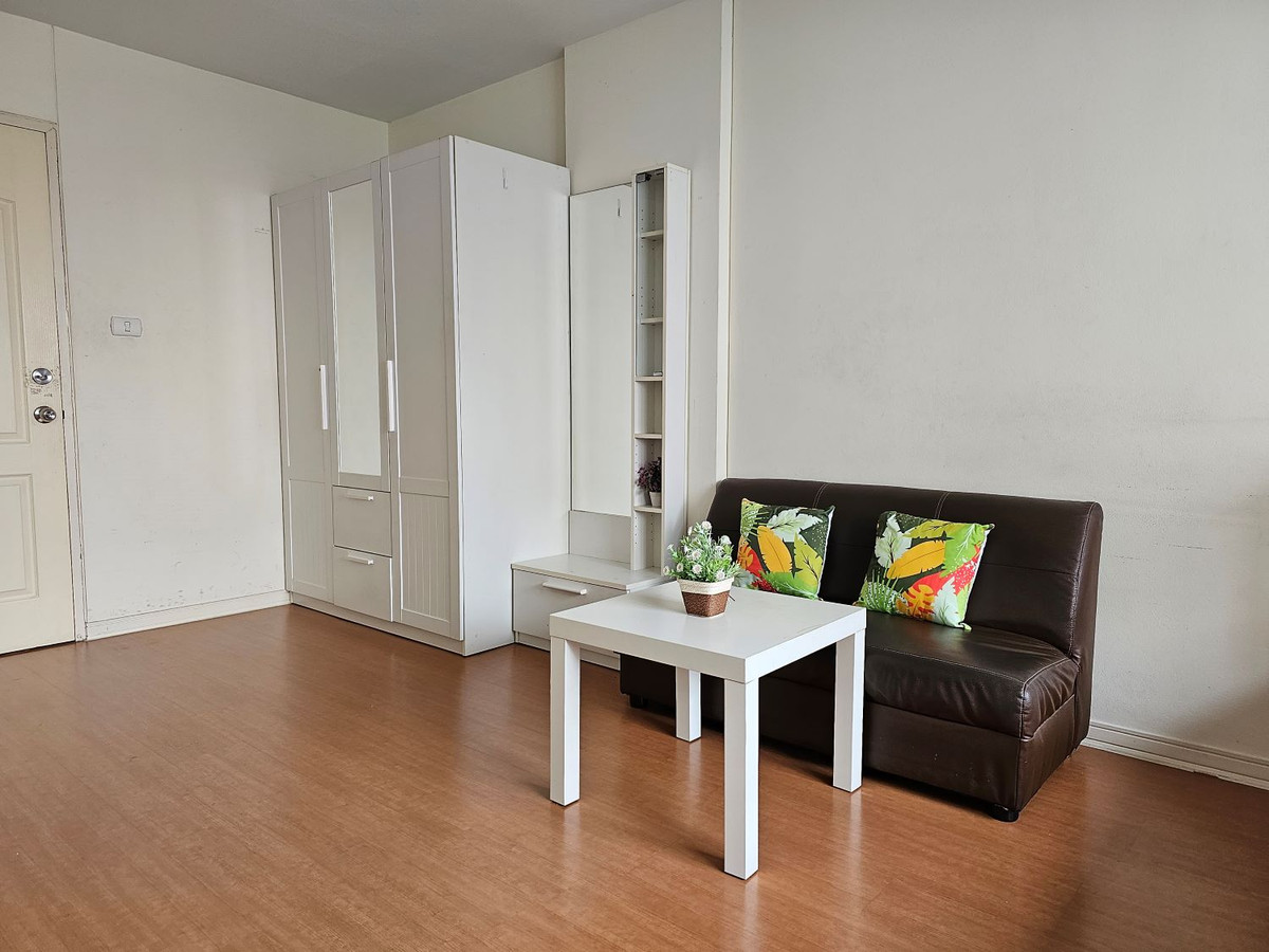 ให้เช่าคอนโดรัตนาธิเบศร์ สนามบินน้ำ พระนั่งเกล้า : ให้เช่าลุมพินีคอนโดทาวน์ รัตนาธิเบศร์ สตูดิโอ 25 ตรม. ชั้น 4 อาคาร D2 เฟอร์นิเจอร์ครบ การเดินทางสะดวก พร้อมอยู่ Lumpini Condo Town Rattanathibet For Rent