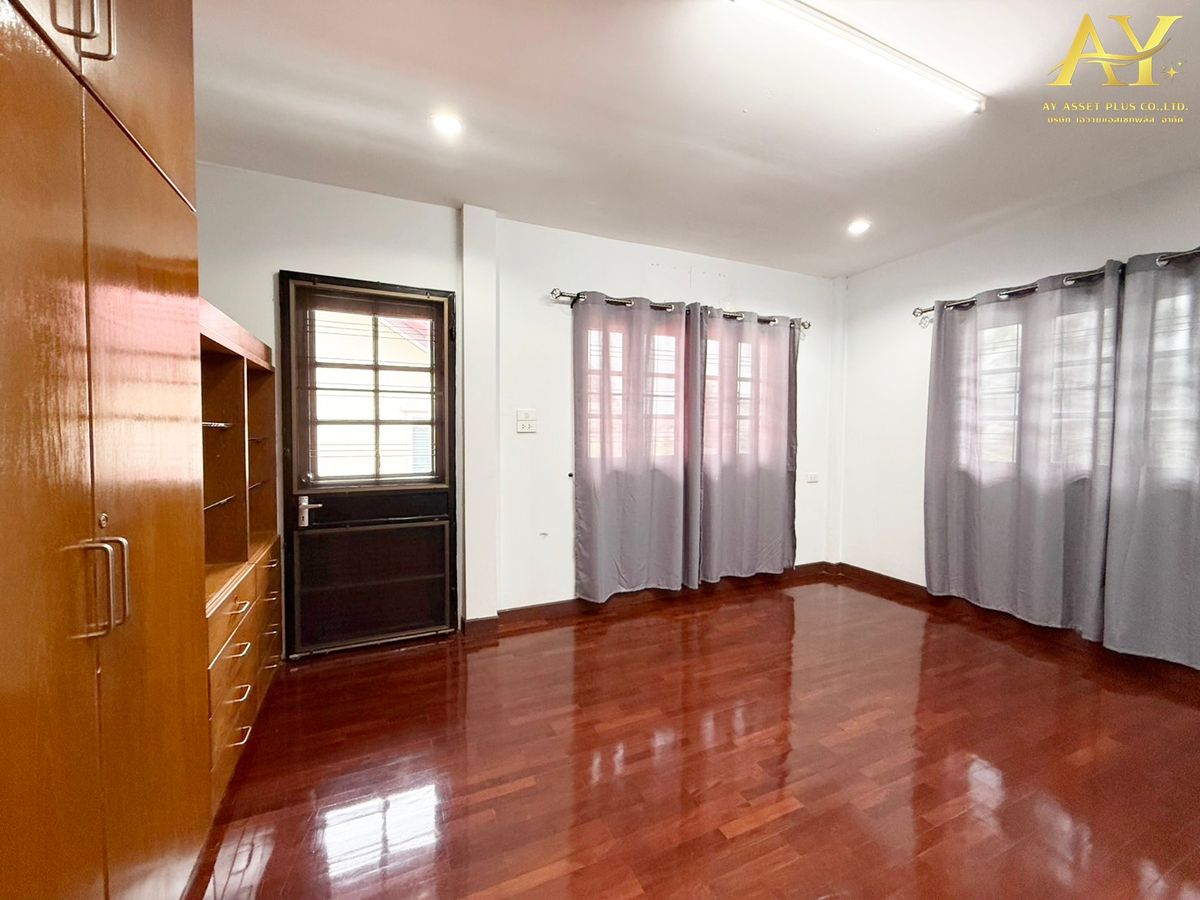 ขายบ้านมีนบุรี-ร่มเกล้า : 🏡✨ บ้านเดี่ยว หมู่บ้านสัมมากร รามคำแหง 112  ใกล้รถไฟฟ้าสถานีสัมมากร และแหล่งชุมชนครบวงจร ในราคาเพียง 6.2 M ‼️ 🏡 รายละเอียดทรัพย์ 