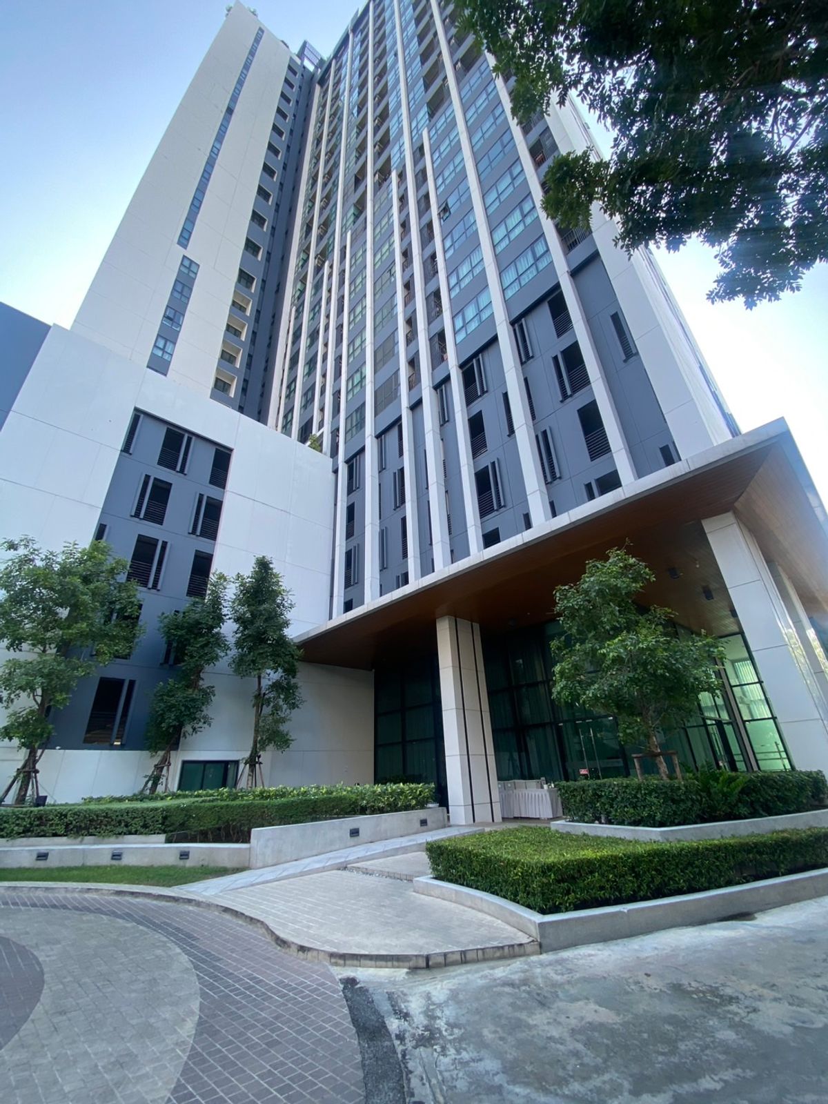 ขายคอนโดรัตนาธิเบศร์ สนามบินน้ำ พระนั่งเกล้า : ขายคอนโดไนท์บริด ติวานนท์ ห้องDuplex (Knightbridge duplex tiwanon) ขนาด 42 ตร.ม.