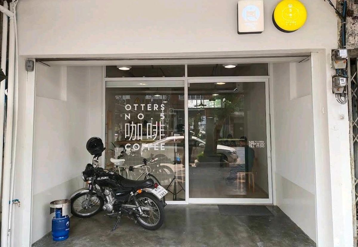 ให้เช่าอาคารพาณิชย์วงเวียนใหญ่ เจริญนคร : เช่าตึกแถว 5ชั้นต่อเติมเต็ม อาคารพาณิชย์ติดถนน 50,000 ต่อเดือน สนใจโทร 0928242499 line paolin1