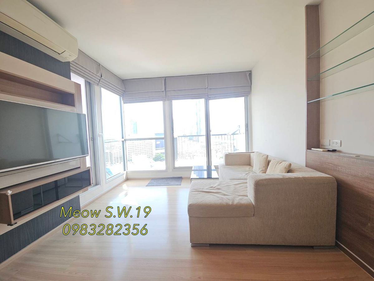 For RentCondoSathorn, Narathiwat : Rhythm Sathorn - Just A Few Steps from BTS SAPHAN TAKSIN