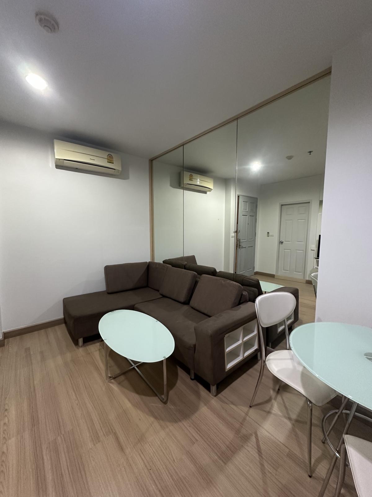 For RentCondoRatchadapisek, Huaikwang, Suttisan : ชิวชีวิตใกล้ MRT ห้วยขวาง! 
คอนโด 1 นอน 16,000 บาท/เดือน พร้อมเข้าอยู่ทันที