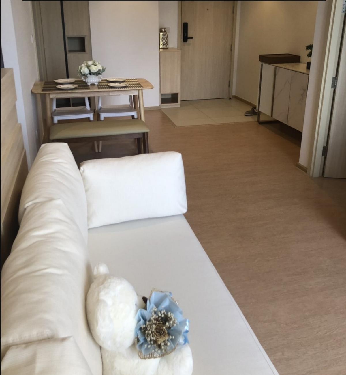 For RentCondoSukhumvit, Asoke, Thonglor : Luxurious 2 bedroom Maru Ekkamai 2 in the heart of Ekkamai. Near BTS with complete amenities!