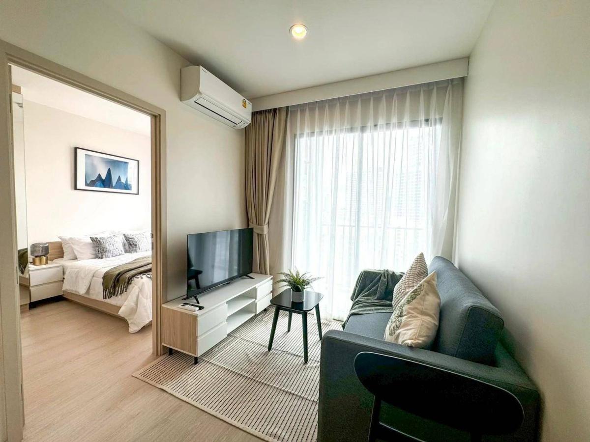 For SaleCondoBangna, Bearing, Lasalle : 03/04/2026, Condo Nue Noble Ratchada-Ladprao 1 bedroom next to BTS/MRT near the city
Easy investment, only 3.58 million, ready to move in immediately! 0642748883