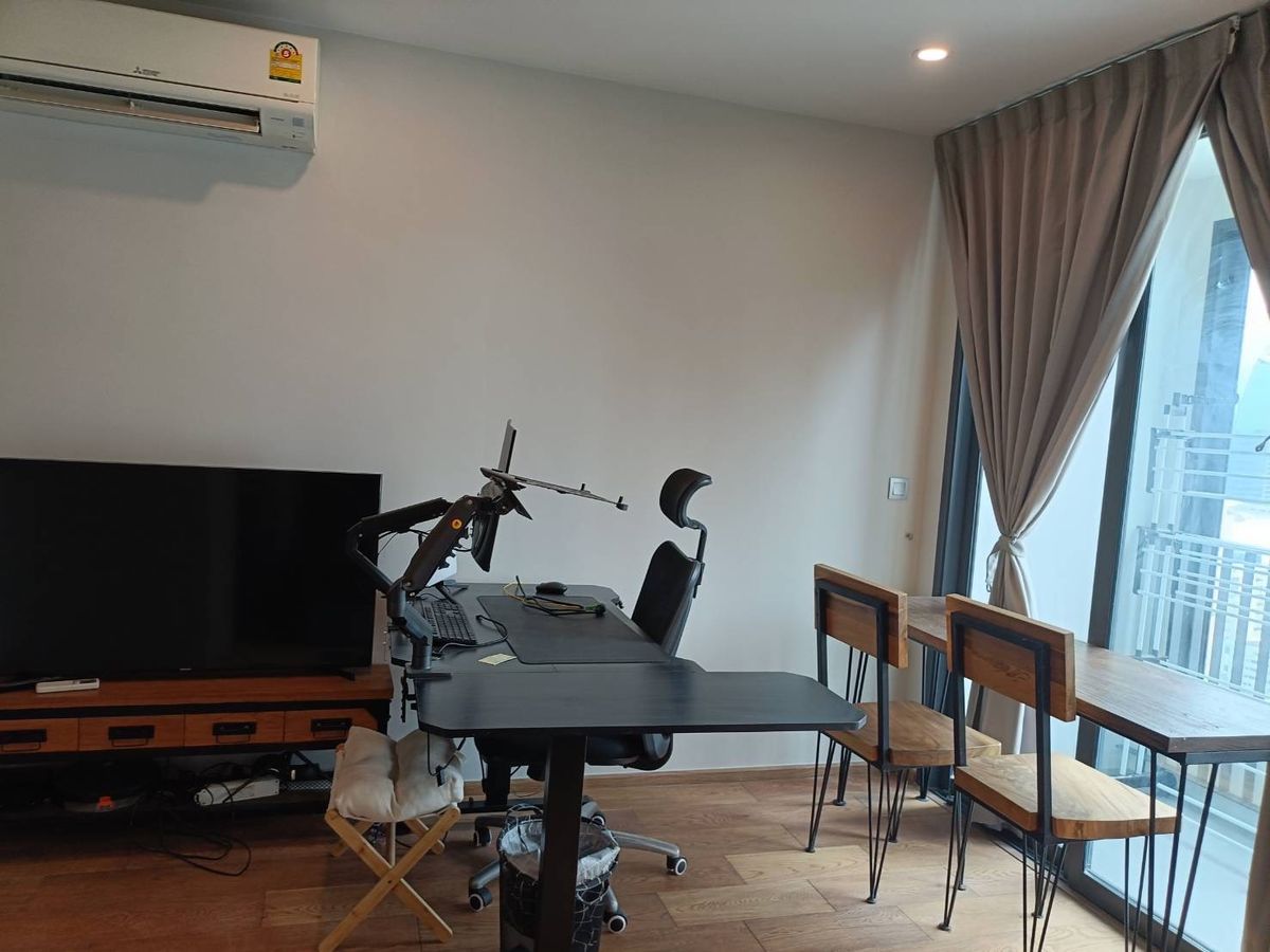 ให้เช่าคอนโดราชเทวี พญาไท : ✨ ปล่อยเช่า คอนโด Q Chidlom – Phetchaburi ✨ คอนโดหรูใจกลางชิดลม – เพชรบุรี ติดถนนใหญ่ ใกล้ Central ชิดลม และ Airport Rail Link มักกะสัน  ฟีฟ่า 087-808-3690