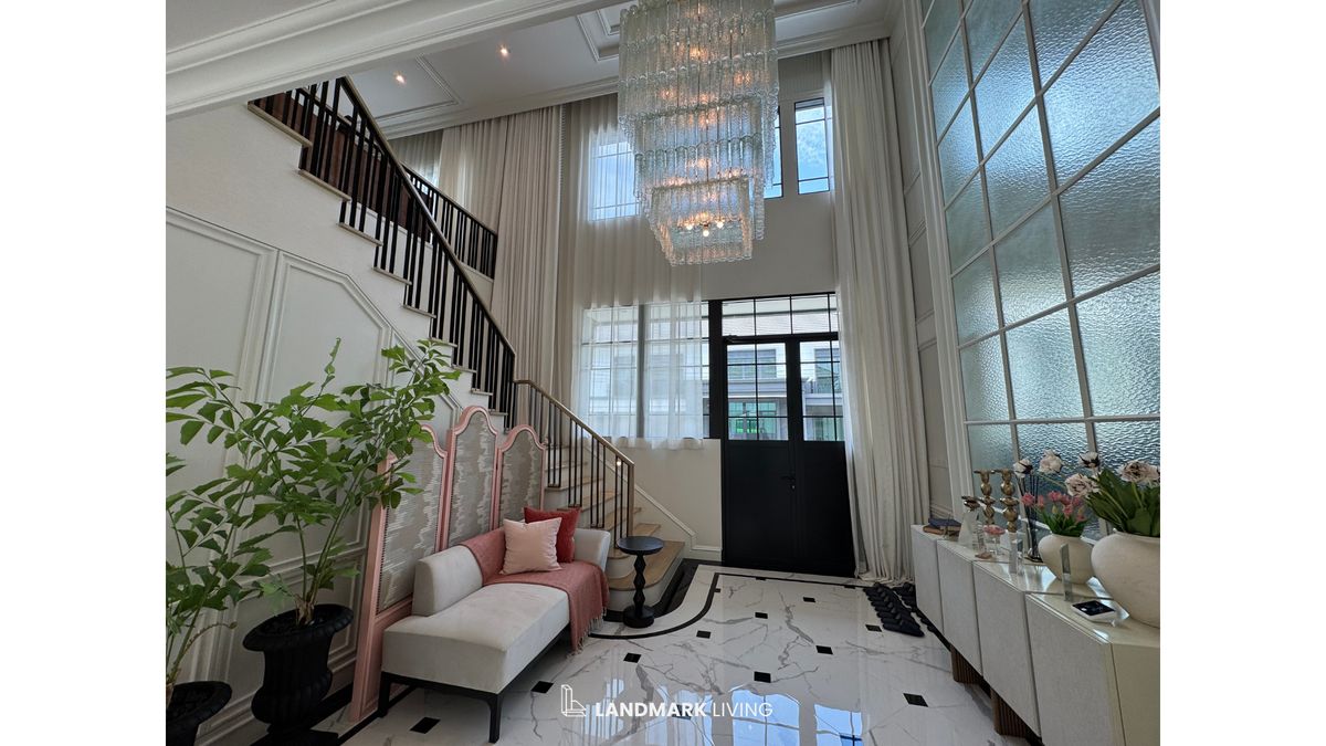 For SaleHouseBang kae, Phetkasem : ✨ Everything as in the picture Ready to move in. Luxury house That you cant miss Give you a special deal from Landmark Living 💯