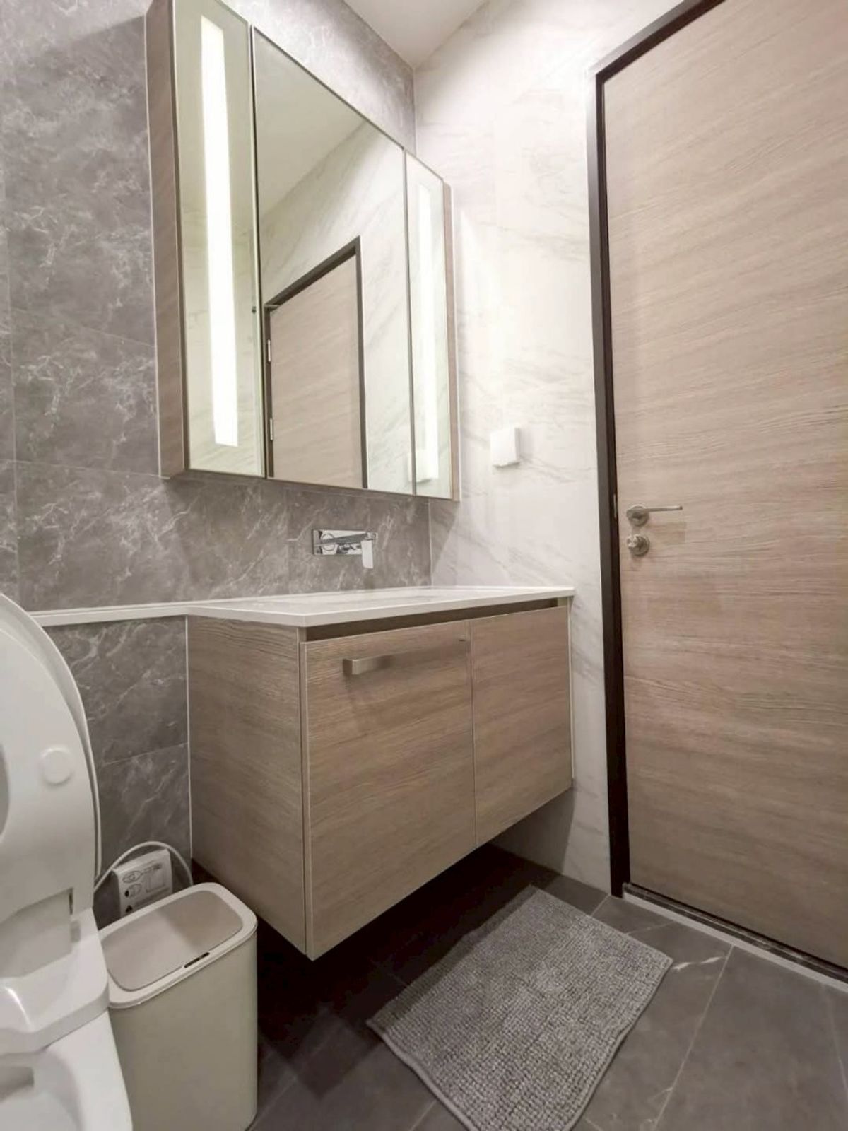 For RentCondoLadprao, Central Ladprao : ✅ TCP113 ✅ Line : @p2nproperty