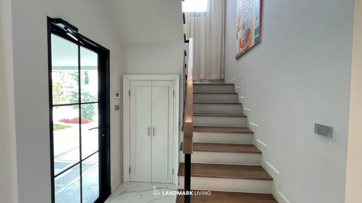 For SaleHouseLadkrabang, Suwannaphum Airport : ✨ Everything as in the picture Ready to move in. Complete, complete in one place Special offer at Landmark Living 💯