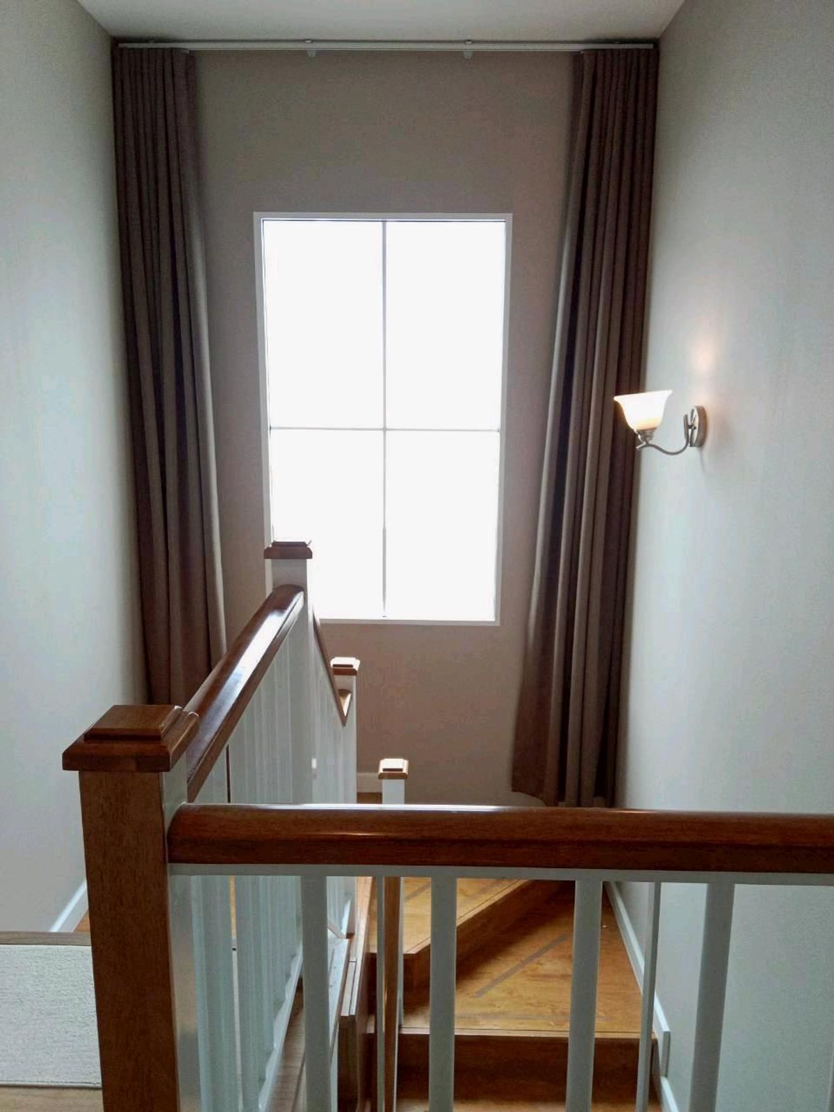 บ้านพัฒนาการ ศรีนครินทร์ : บ้านเดี่ยว ขาย เช่า บ้านมุม3 นอน 3 น้ำ 2 จอดรถ สนใจติดต่อคุณเนย 0938563451