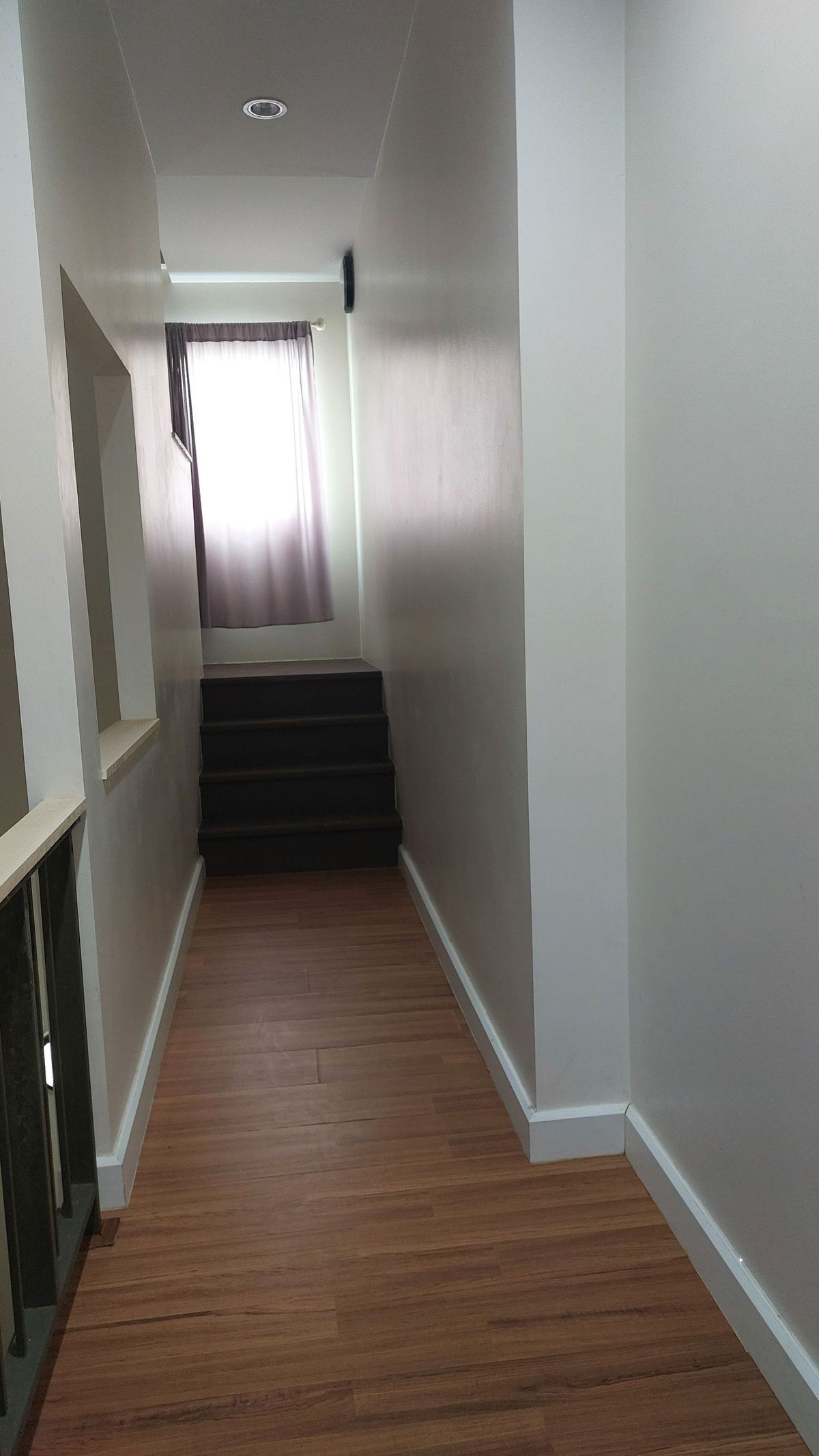 ขายทาวน์โฮมมีนบุรี-ร่มเกล้า : ขายทาวน์โฮม หมู่บ้านนลิน อเวนิว2 รามคำแหง 144  ใกล้รถไฟฟ้าสายสีส้ม