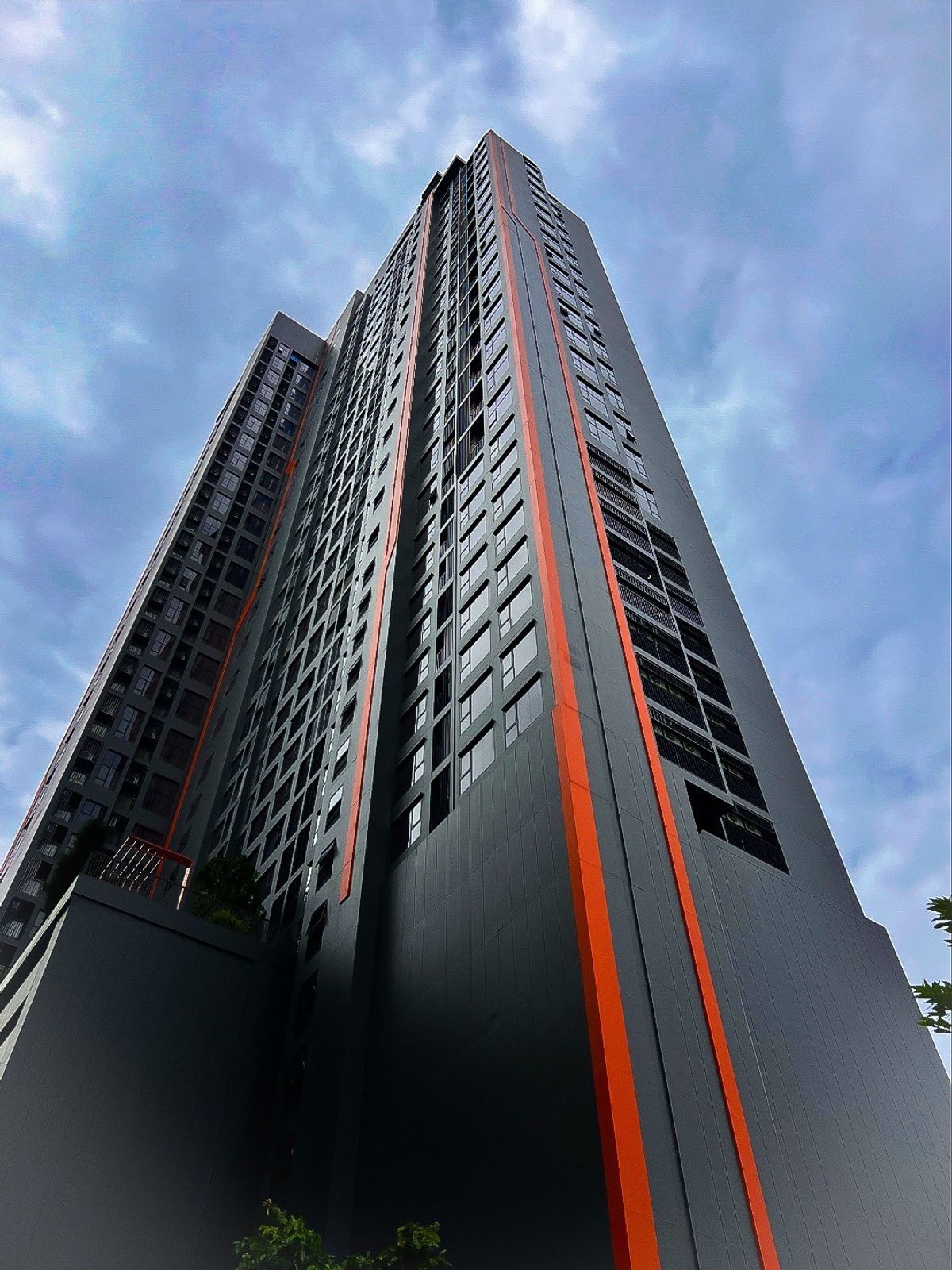 For SaleCondoSamut Prakan,Samrong : ✨ Special promotion! ✨ Condo, high ceiling 4.2 m | high floor, beautiful view 💰 Price only 3.29 deleted.*