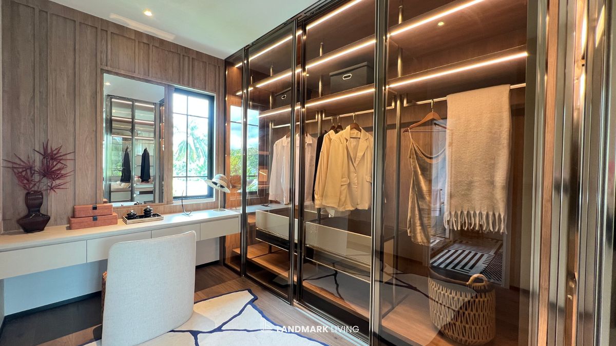 For SaleHouseBang kae, Phetkasem : ✨ Everything as in the picture Ready to move in. Luxury house That you cant miss Give you a special deal from Landmark Living 💯