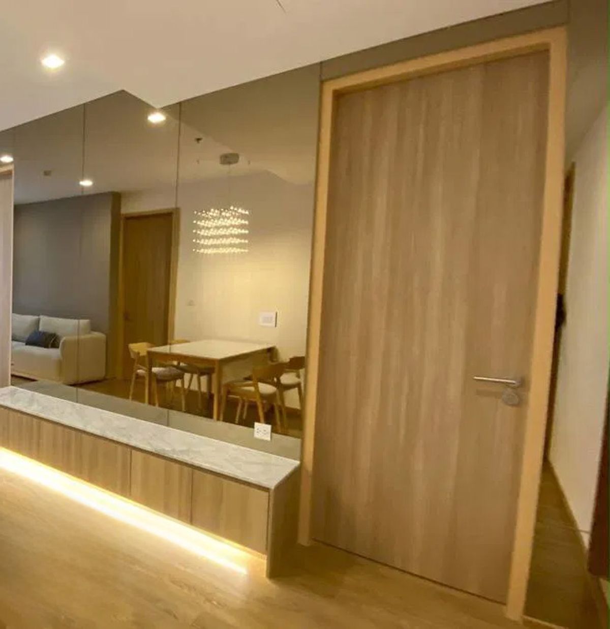 ให้เช่าคอนโดสุขุมวิท อโศก ทองหล่อ : Noble BE 33 (โนเบิล บี เทอร์ตี้ทรี) 125 sq.m. Code: L32570 Eng 中 日 Please add LINE ID @806qphgn o8415o5483