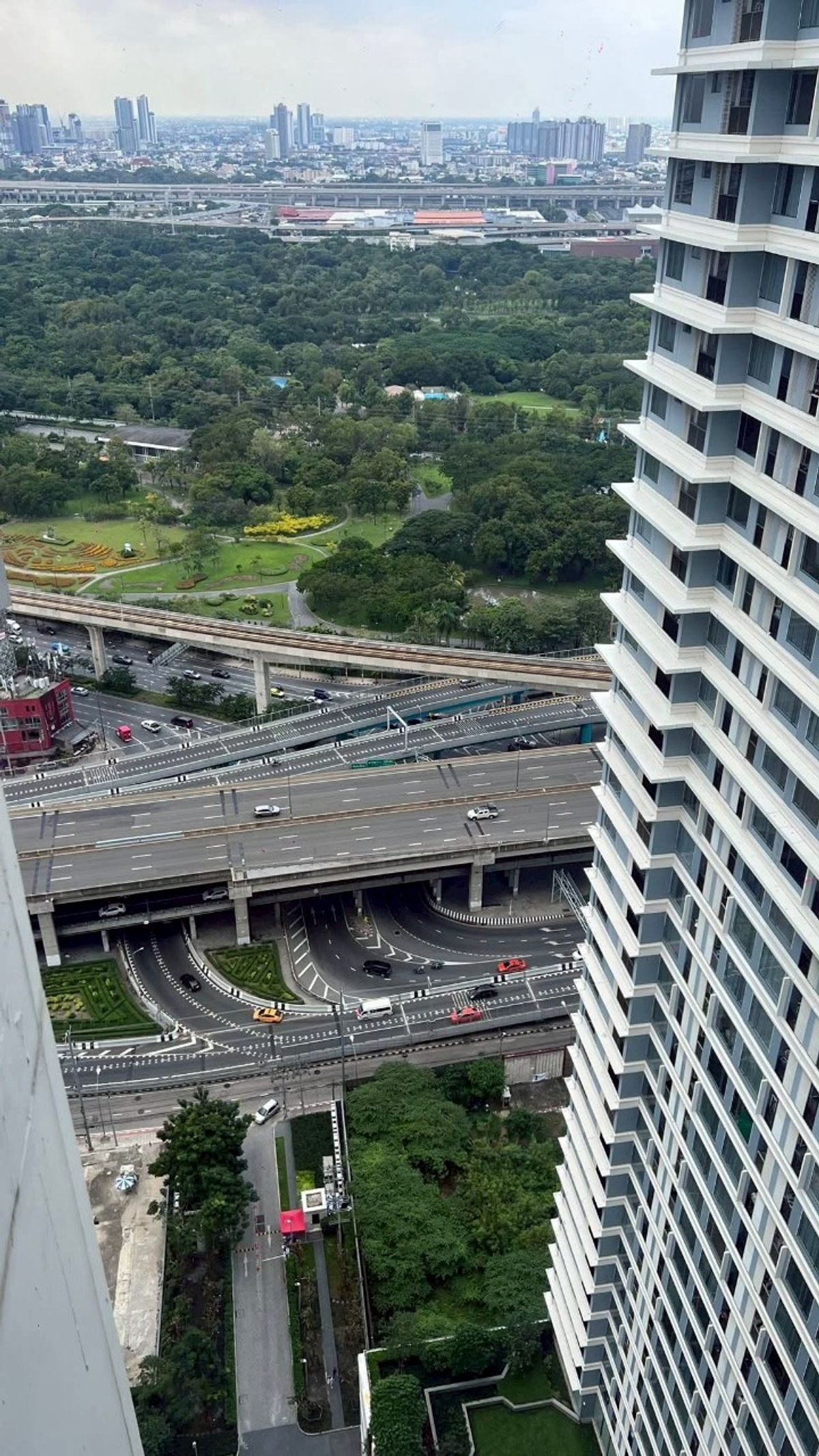 For SaleCondoLadprao, Central Ladprao : ✅ S-TRSD116 ✅ Line : @p2nproperty