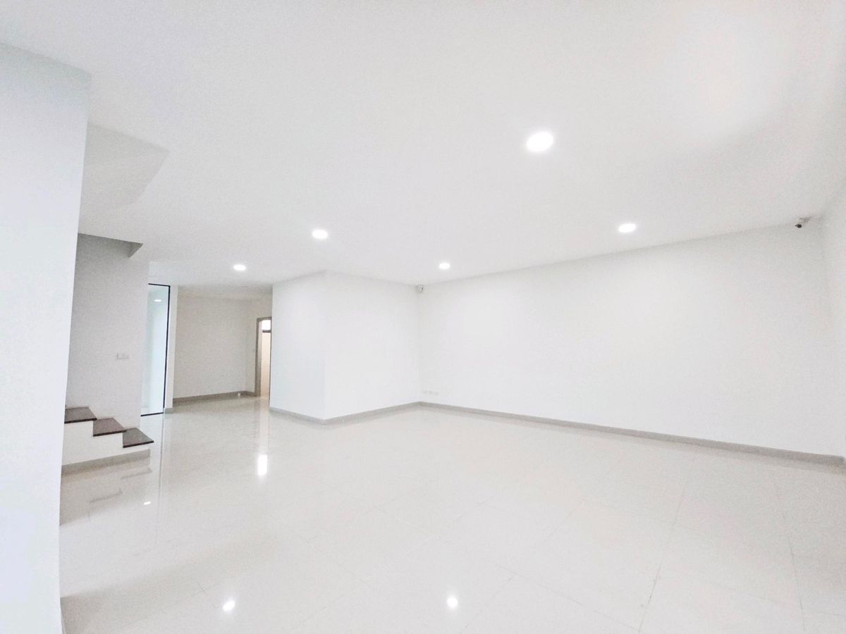 For SaleHome OfficeKaset Nawamin,Ladplakao : Home Office Sukhonthasawat Lat Phrao Ekkamai Ramintra