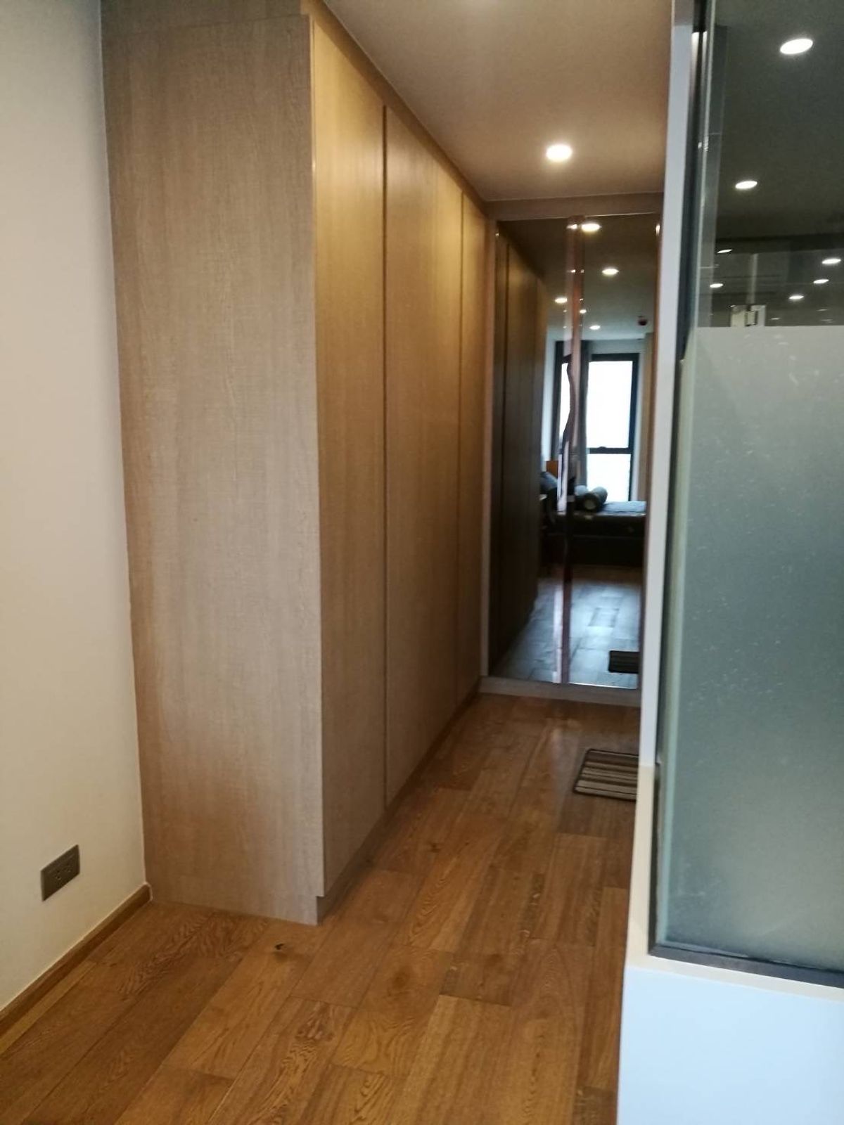 ให้เช่าคอนโดราชเทวี พญาไท : ✨ ปล่อยเช่า คอนโด Q Chidlom – Phetchaburi ✨ คอนโดหรูใจกลางชิดลม – เพชรบุรี ติดถนนใหญ่ ใกล้ Central ชิดลม และ Airport Rail Link มักกะสัน  ฟีฟ่า 087-808-3690