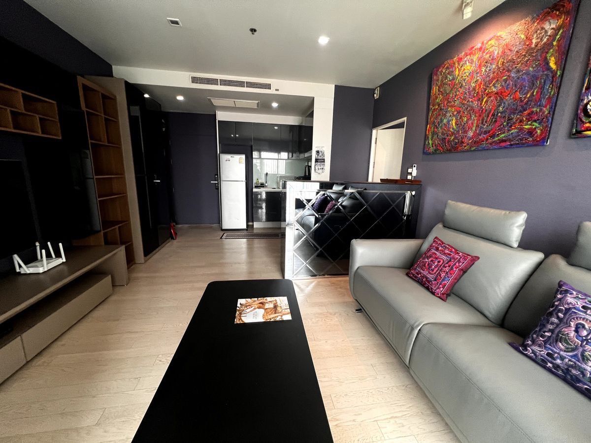 For RentCondoSukhumvit, Asoke, Thonglor : Condo for RENT NOBLE SOLO MONTHLY 25,000 THB.