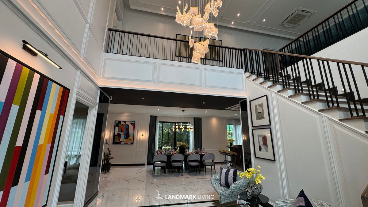 For SaleHouseBang kae, Phetkasem : ✨ Everything as in the picture Ready to move in. Luxury house That you cant miss Give you a special deal from Landmark Living 💯