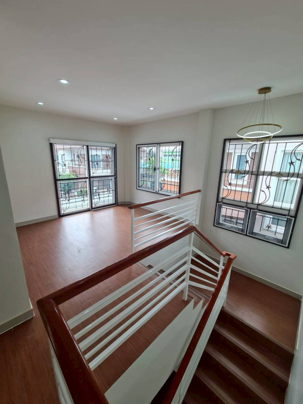 ขายบ้านนนทบุรี บางใหญ่ บางบัวทอง : ขายบ้าน เดอะ มิวส์ โฮม หน้ากว้าง รีโนเวทใหม่ คลองถนน บางบัวทอง นนทบุรี CX-140936