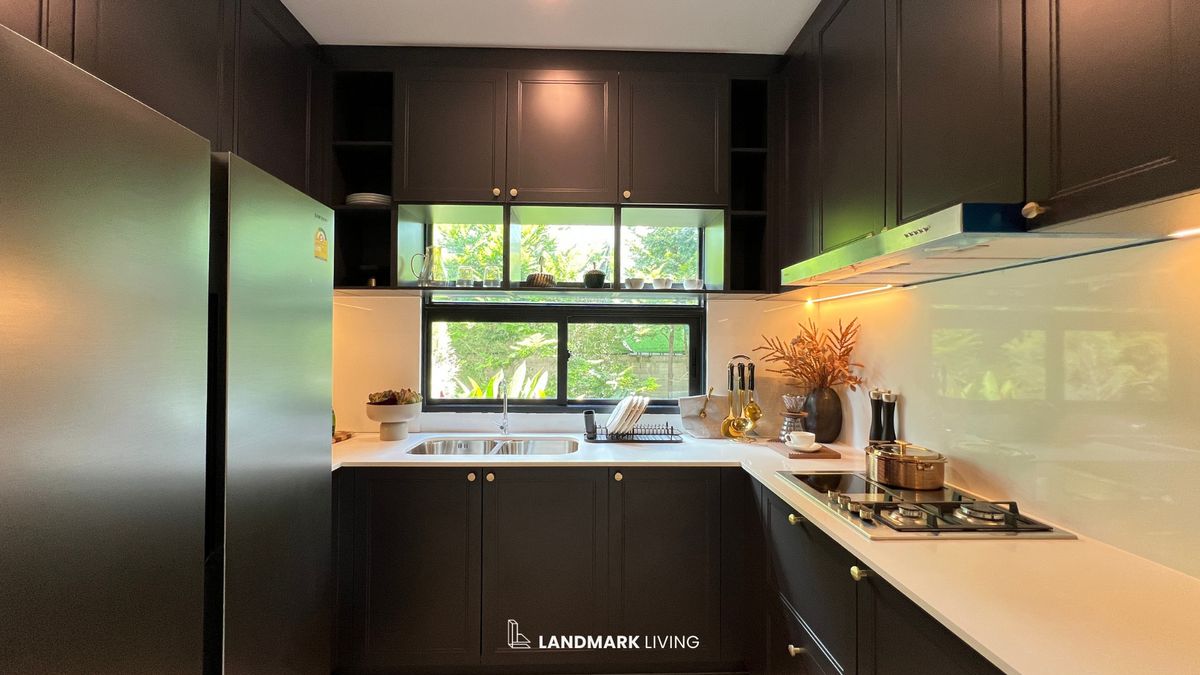 For SaleHouseBang kae, Phetkasem : ✨ Everything as in the picture Ready to move in. Luxury house That you cant miss Give you a special deal from Landmark Living 💯