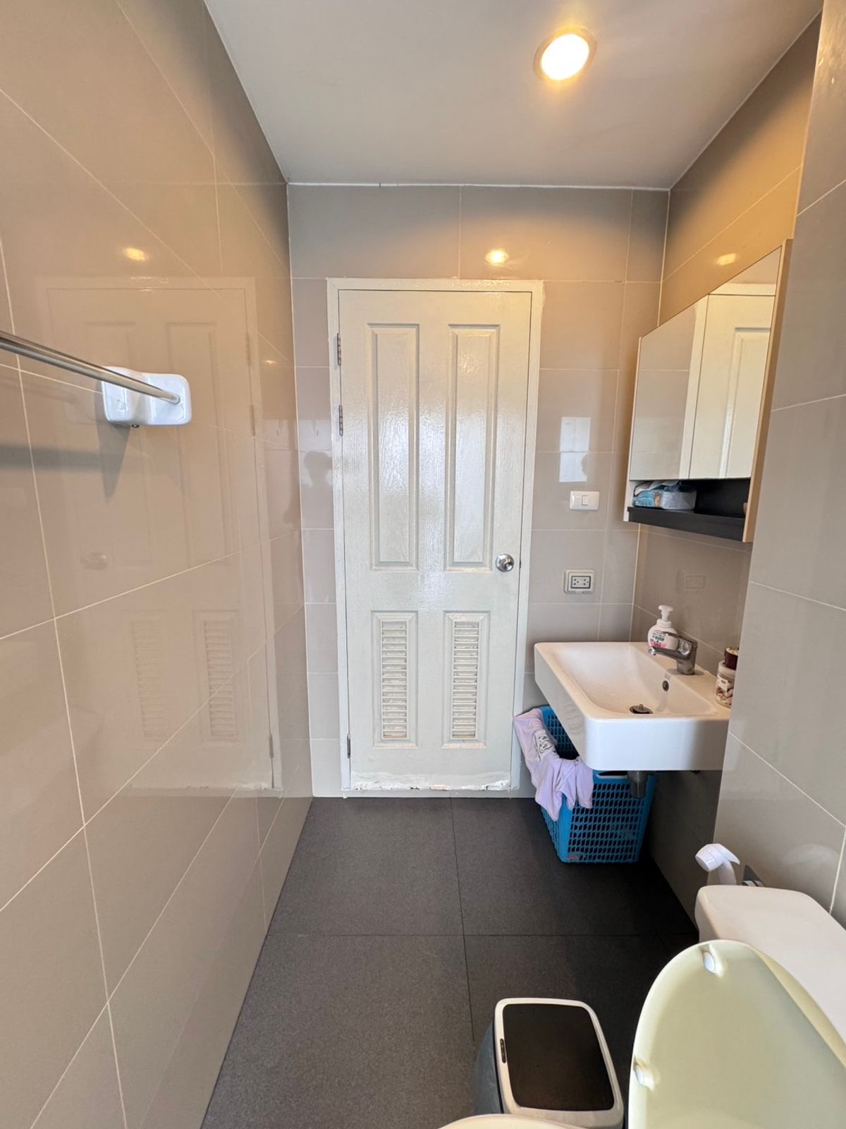 ขายคอนโดลาดพร้าว เซ็นทรัลลาดพร้าว : Sym Vipha Ladprao ห้องสวย ตำเเหน่งดีมาก ฝั่งวิวโล่ง ใกล้ Central Ladprao และ สวนจตุจักร