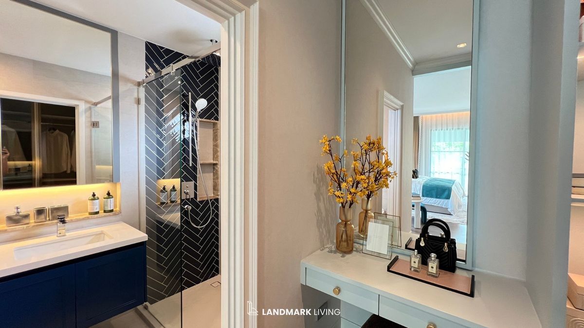 For SaleHouseLadkrabang, Suwannaphum Airport : ✨ Everything as in the picture Ready to move in. Complete, complete in one place Special offer at Landmark Living 💯