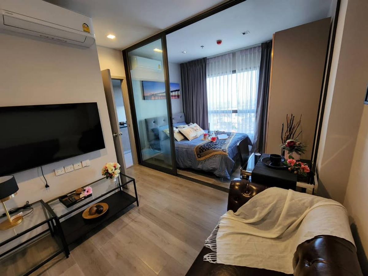 For RentCondoRattanathibet, Sanambinna : Condo for rent, The Poly, Tan Aqua, area 25 sq.m., 55 floor (with washing machines)