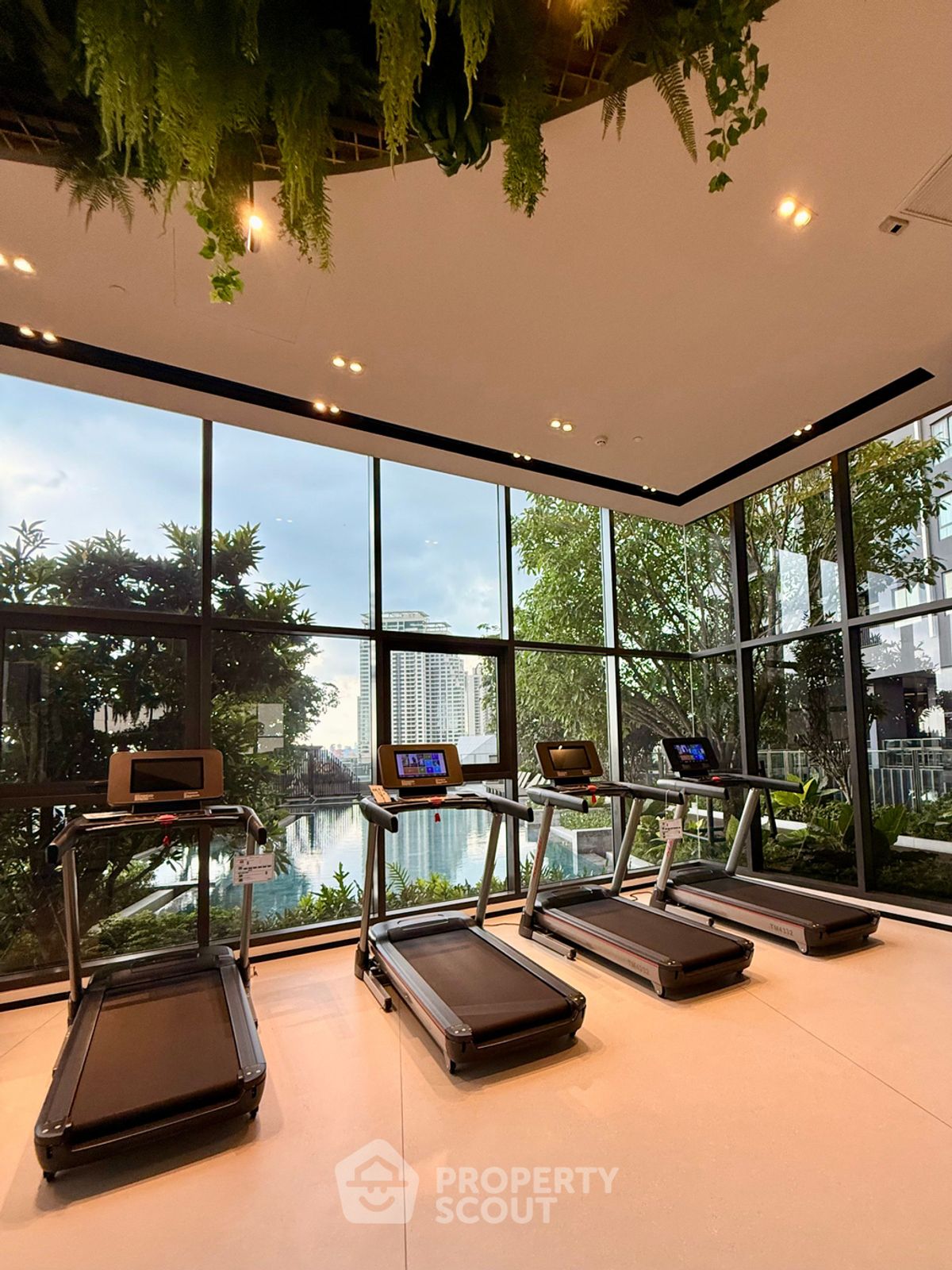 For RentCondoKhlongtoei, Kluaynamthai : Special deal | Ideo Sukhumvit - Rama 4 | 2 Bedroom Big Room 75 sq.m., only 65K