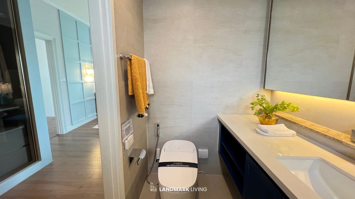 For SaleHouseLadkrabang, Suwannaphum Airport : ✨ Everything as in the picture Ready to move in. Complete, complete in one place Special offer at Landmark Living 💯