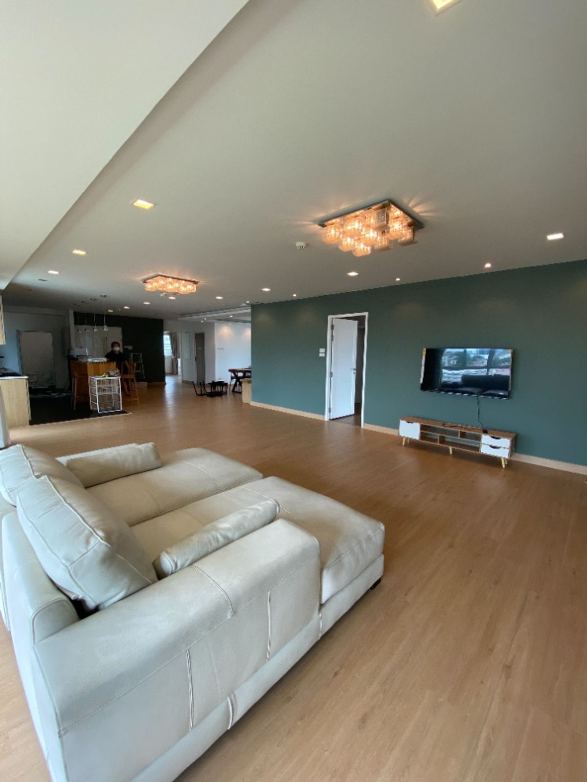 For RentCondoWongwianyai, Charoennakor : 💥CP-8925💥Sompob House  👉Line : @cozycondo