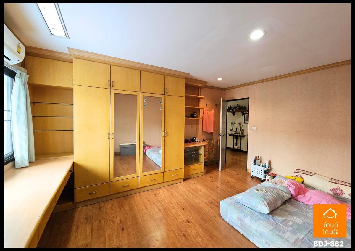 ขายทาวน์โฮมรามคำแหง หัวหมาก : ลดราคาพิเศษ ทาวน์โฮม บ้านบดินทรรักษา (32 ตร.ว.) 4 นอน 2 น้ำ 2 จอด ใกล้โรงเรียนบดินทรเดชา 